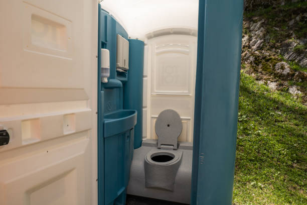 Portable Toilet Options We Offer in Williamstown, WV