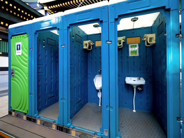 Best Luxury portable toilet rental  in Williamstown, WV